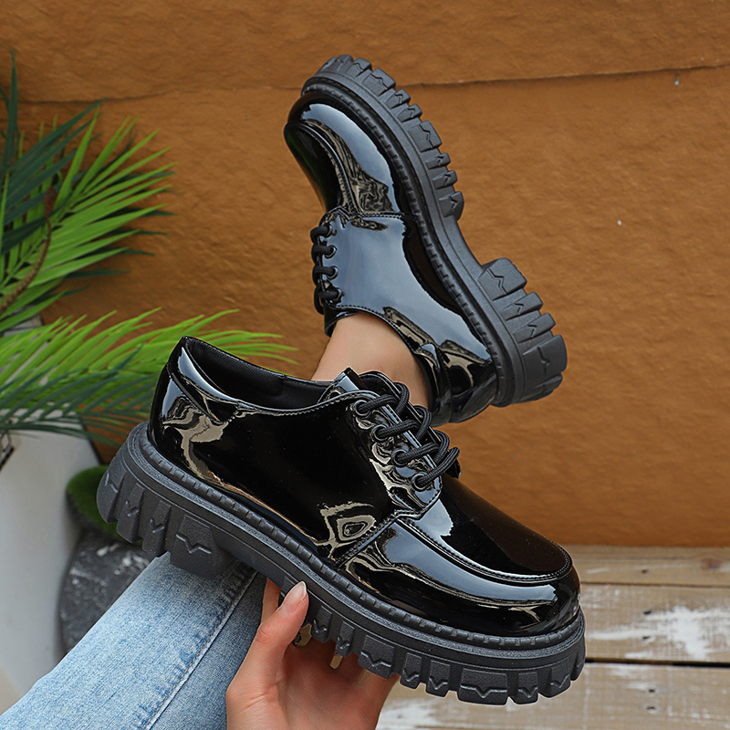 Zapatos Oxford con plataforma  - Patent Leather Oxford reseña y precio