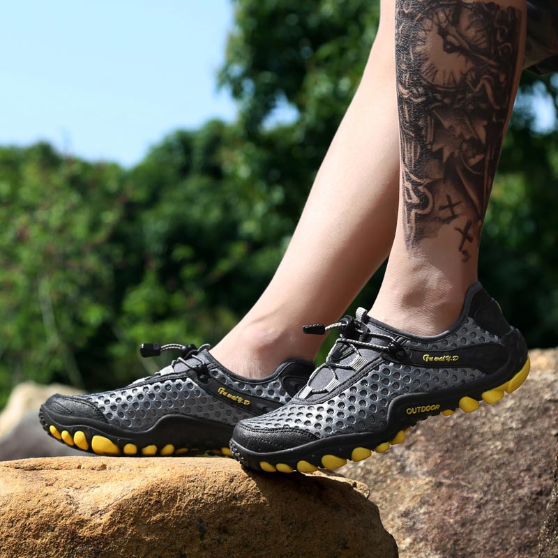 Zapatillas deportivas de monta - Japan Formal Wear Men reseña y precio