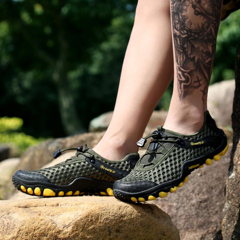 Zapatillas deportivas de monta - Japan Formal Wear Men reseña y precio