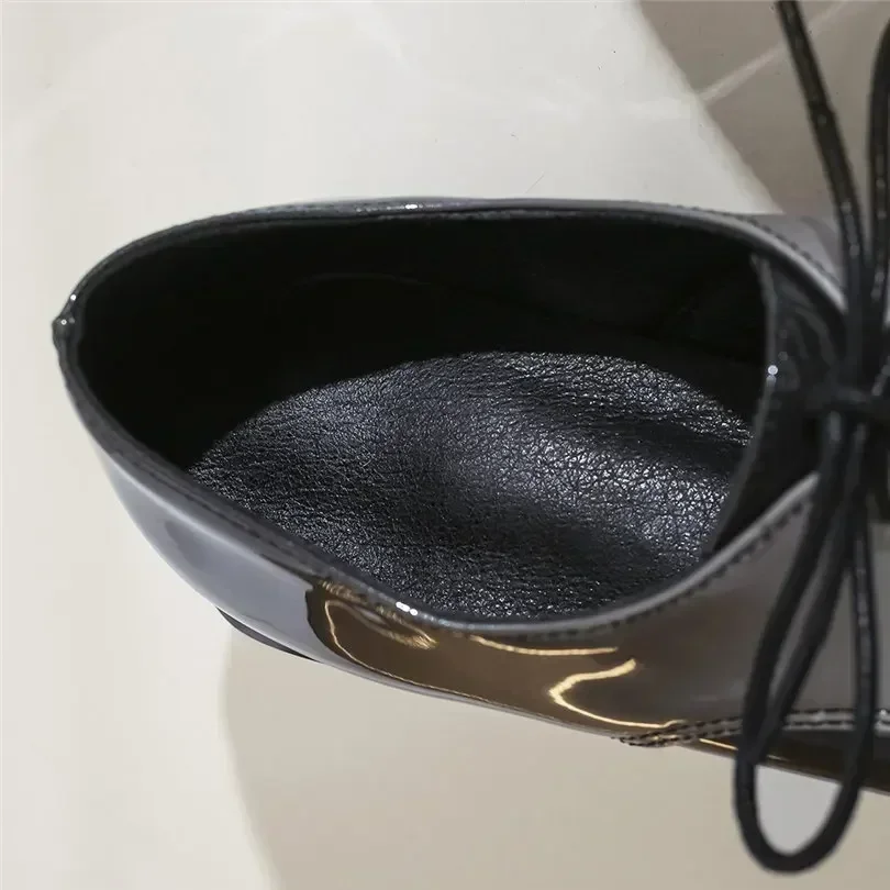 Oxfords británicos para mujer, - Patent Leather Oxford reseña y precio
